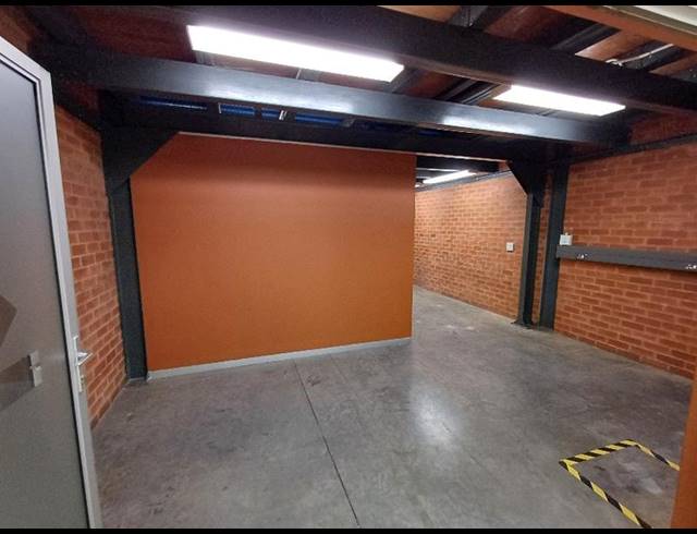 INDUSTRIAL PROPERTY TO RENT IN HENNOPS PARK INDUSTRIAL